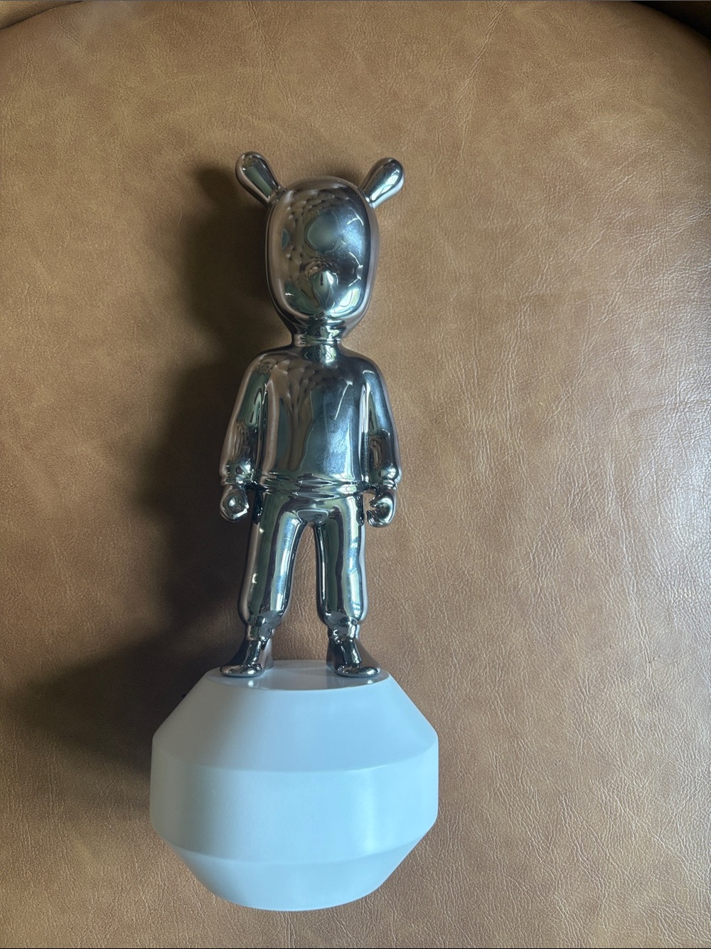 Lladro- The silver Guest- Little